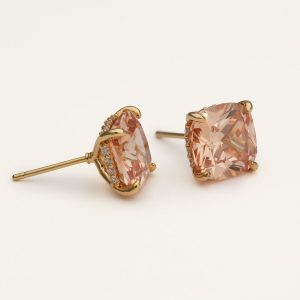 Desiree studs – Champagne (gold)