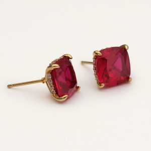 Desiree studs – Garnet