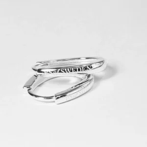 OVAL HOOP EARRINGS Silver